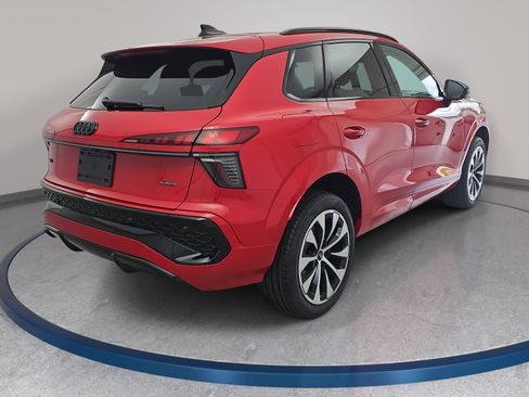 New 2026 Audi Q3 quattro 2.0T image 5