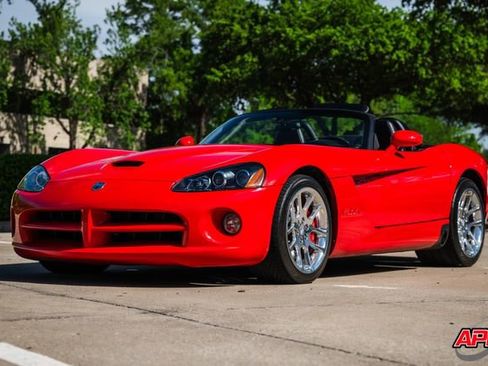 Used 2004 Dodge Viper SRT-10 RWD image 7