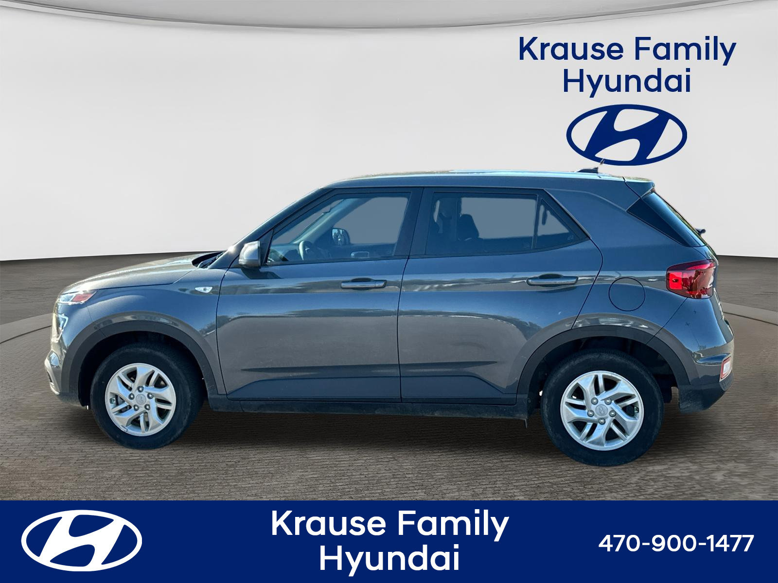 Used 2025 Hyundai Venue SE FWD image 4
