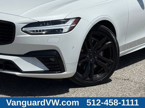Used 2022 Volvo S90 B6 R-Design w/ Advanced Package AWD/4WD image 5