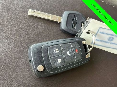 Used 2017 Buick Regal Sport Touring image 21