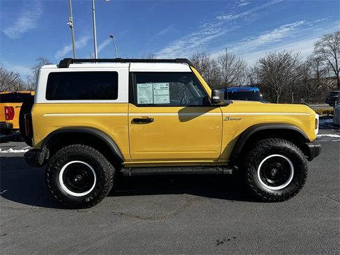 Certified 2024 Ford Bronco Heritage Edition image 4