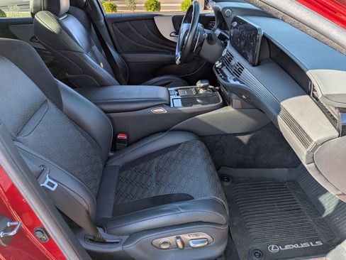 Used 2021 Lexus LS 500 F Sport w/ Accessory Package (Z1) image 19