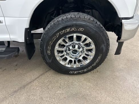 Used 2020 Ford F250 Lariat w/ Lariat Ultimate Package image 15