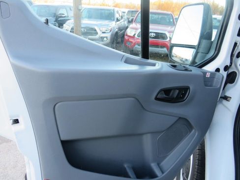 Used 2019 Ford Transit 350 350 Van Med. Roof w/Sliding Pa image 9