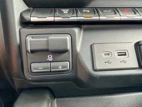 Used 2022 Chevrolet Silverado 2500 LTZ w/ LTZ Plus Package AWD/4WD image 20