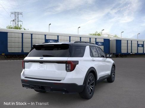 New 2026 Ford Explorer ST-Line RWD image 8