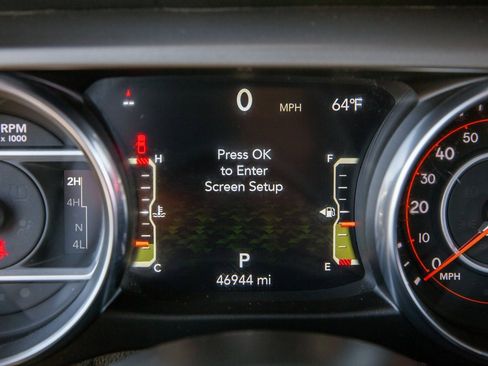 Used 2021 Jeep Gladiator Willys image 18