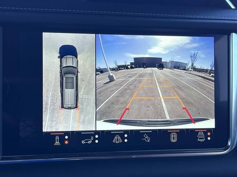 Used 2024 GMC Yukon XL Denali Ultimate image 37