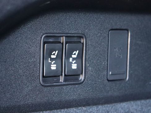 Used 2022 Lexus RX 350L FWD w/ Premium Package image 56