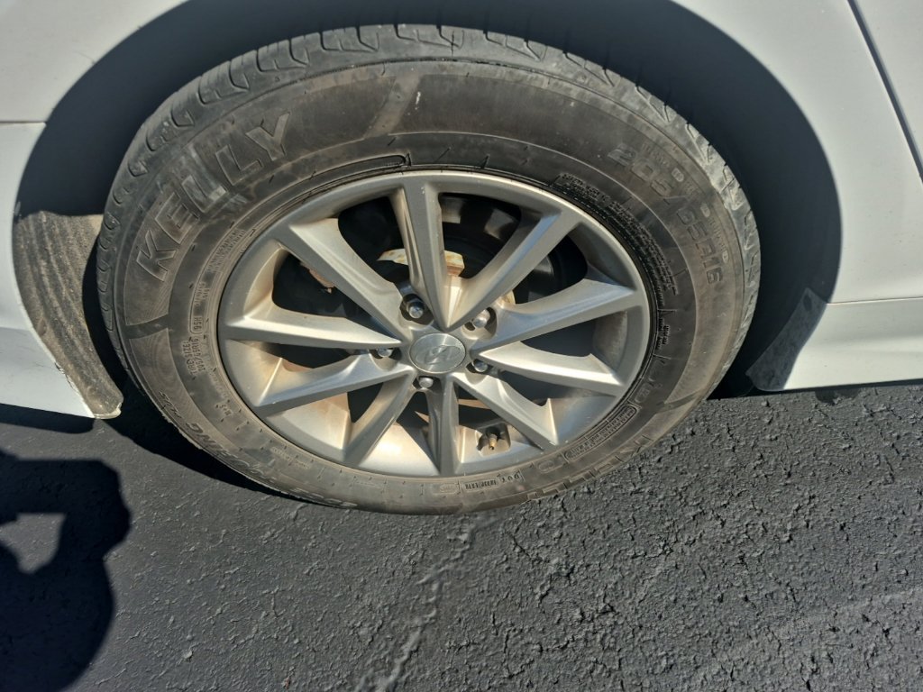 Used 2018 Hyundai Sonata SE FWD image 9