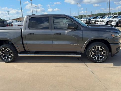 Used 2025 RAM 1500 Laramie AWD/4WD image 2