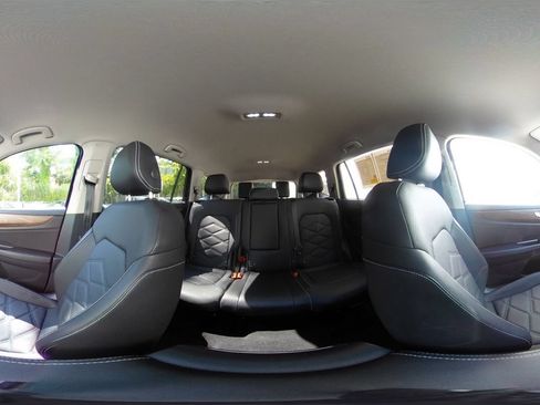 Used 2026 Volkswagen Atlas SE FWD image 42