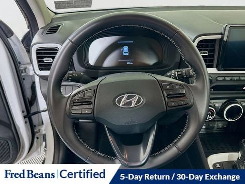 Certified 2024 Hyundai Venue Limited FWD image 13