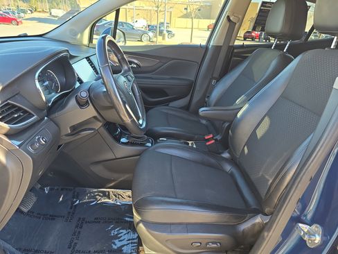 Used 2020 Buick Encore Preferred image 14