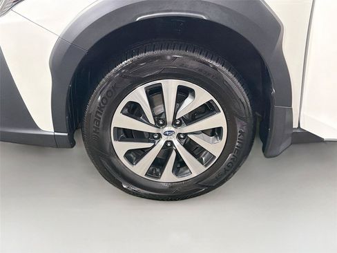 Used 2023 Subaru Outback Premium AWD/4WD image 33