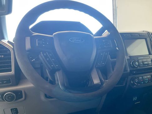 Used 2018 Ford F350 XLT w/ XLT Premium Package image 14