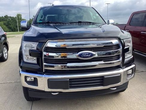 Used 2017 Ford F150 Lariat w/ Equipment Group 502A Luxury AWD/4WD image 2