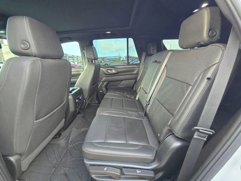 Used 2023 Chevrolet Tahoe Z71 w/ Luxury Package image 11