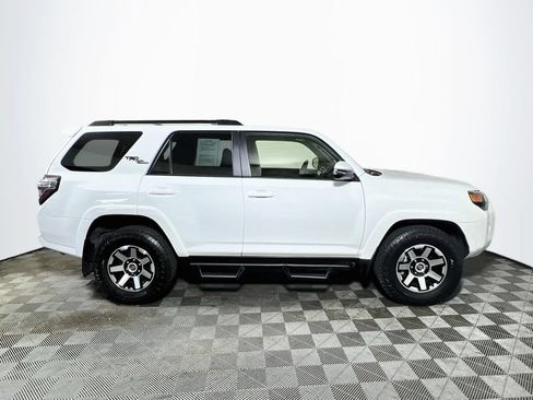 Certified 2023 Toyota 4Runner TRD Off-Road Premium AWD/4WD image 8