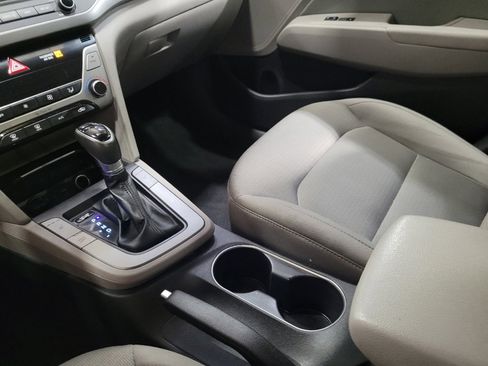 Used 2018 Hyundai Elantra Value Edition FWD image 26