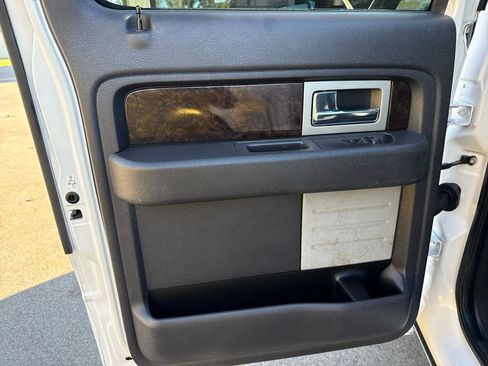 Used 2013 Ford F150 Platinum image 20