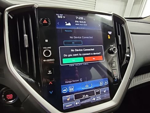 Used 2024 Subaru Ascent Premium w/ Convenience Package image 16