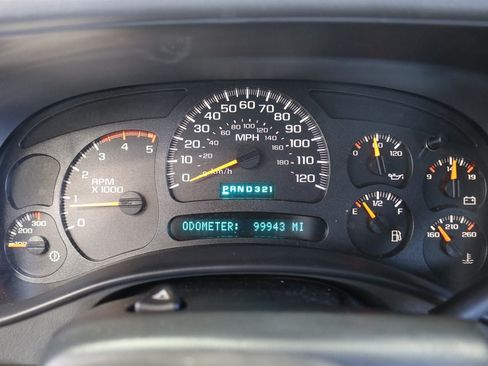 Used 2004 Chevrolet Silverado 2500 LT w/ Skid Plate Package AWD/4WD image 86