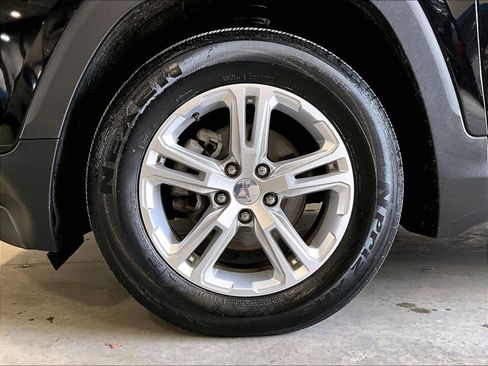 Used 2021 GMC Terrain SLE w/ Driver Convenience Package AWD/4WD image 7