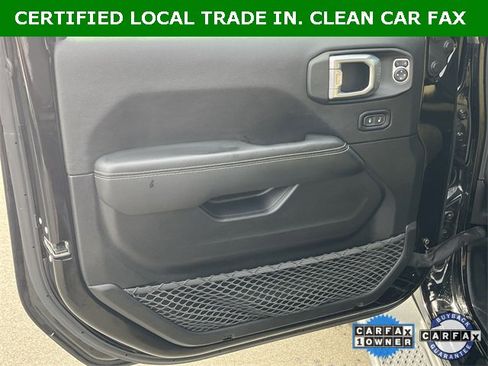 Used 2021 Jeep Gladiator Overland w/ Cold Weather Group image 31