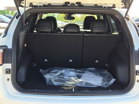 New 2026 Jeep Compass Latitude image 16