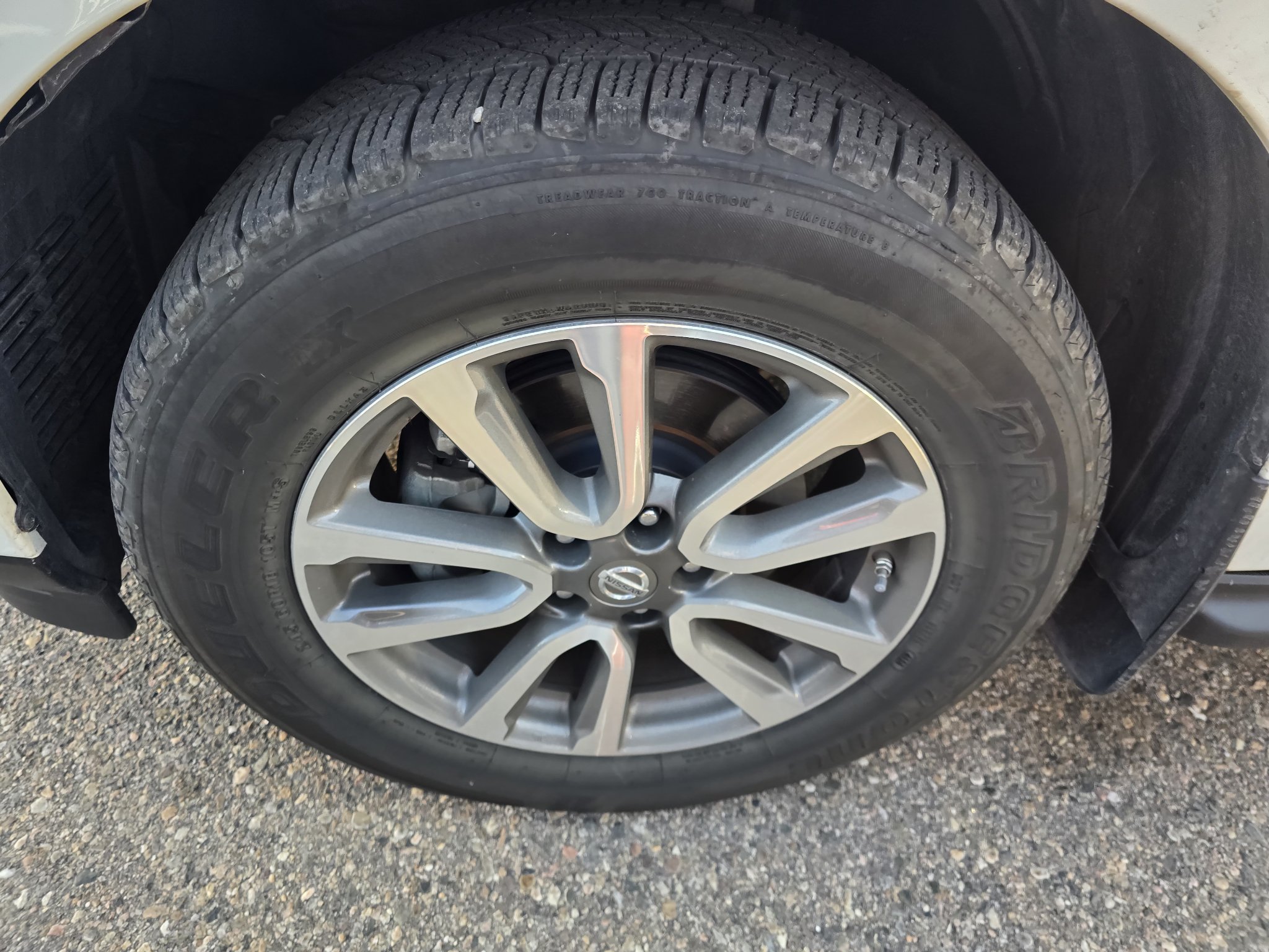 Used 2016 Nissan Pathfinder SL w/ SL Tech Package AWD/4WD image 19