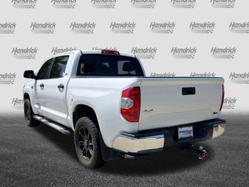 Used 2021 Toyota Tundra SR5 w/ SR5 Leather Package AWD/4WD image 8