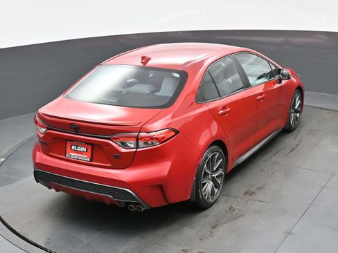 Used 2021 Toyota Corolla SE w/ Carpet Mat Package (TMS) image 37