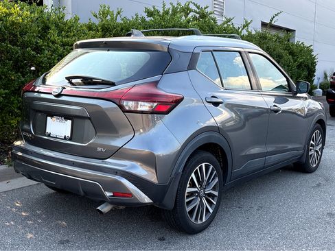 Used 2021 Nissan Kicks SV w/ Exterior Package image 23
