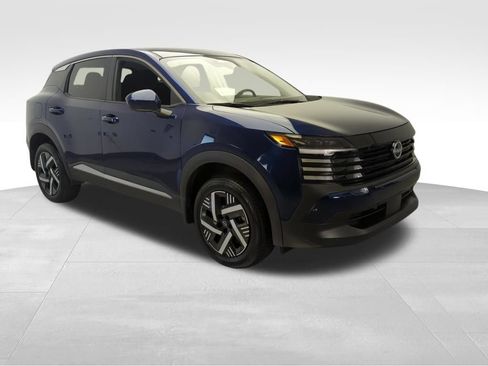 Certified 2025 Nissan Kicks SV FWD image 10