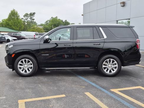 Used 2023 Chevrolet Tahoe Premier w/ Premium Package 2 AWD/4WD image 5