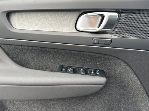 New 2026 Volvo XC40 B4 Core w/ Climate Package image 14