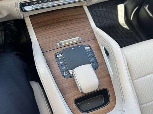 Certified 2025 Mercedes-Benz GLE 450e 4MATIC image 16