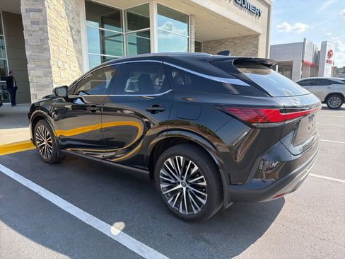 Used 2023 Lexus RX 350 Premium Plus w/ Cold Area Package image 12