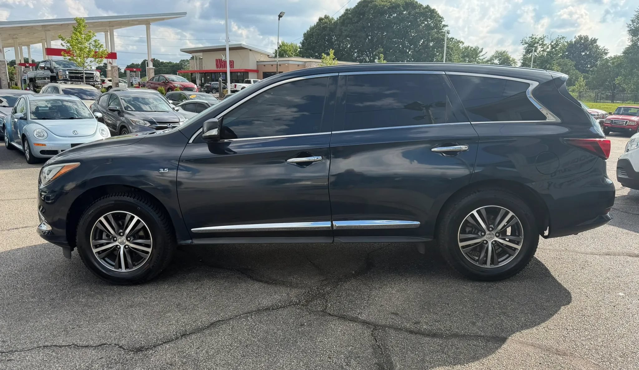 Used 2019 INFINITI QX60 Pure AWD/4WD image 2