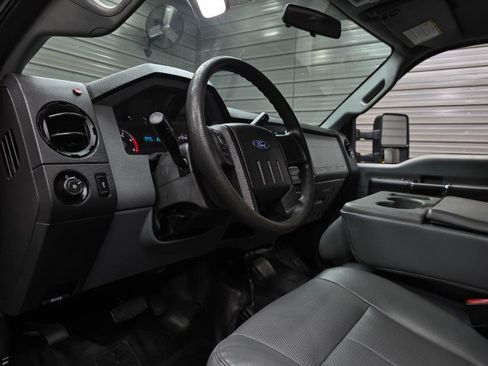 Used 2015 Ford F450 XL w/ Power Equipment Group AWD/4WD image 13