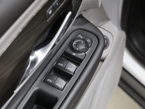 Used 2023 GMC Terrain SLT w/ Tech Package AWD/4WD image 20