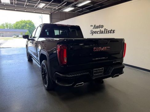 Used 2023 GMC Sierra 1500 Denali AWD/4WD image 4