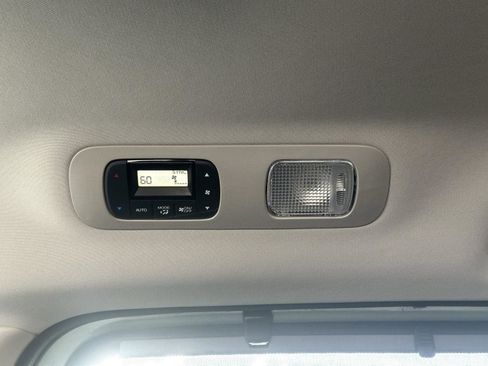 New 2026 Honda Odyssey Elite image 12