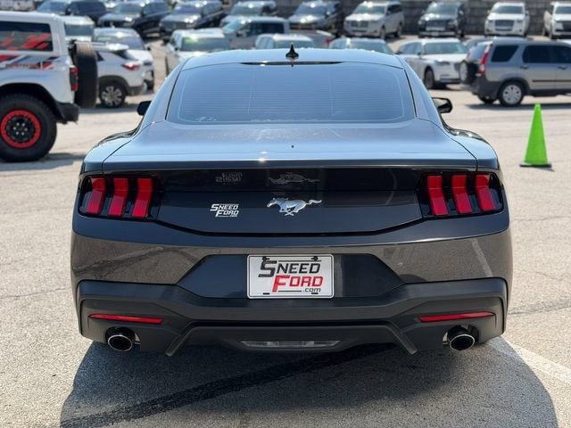 Used 2024 Ford Mustang Coupe RWD image 6