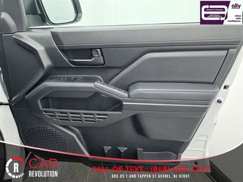 Used 2024 Toyota Tacoma SR RWD image 42