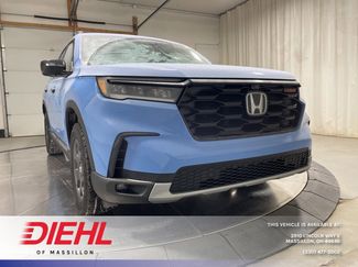 Used 2023 Honda Pilot TrailSport video 1