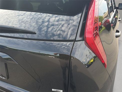 Used 2025 Kia Niro LX FWD image 33