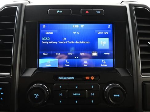 Used 2022 Ford F250 XLT w/ Black Appearance Package AWD/4WD image 27